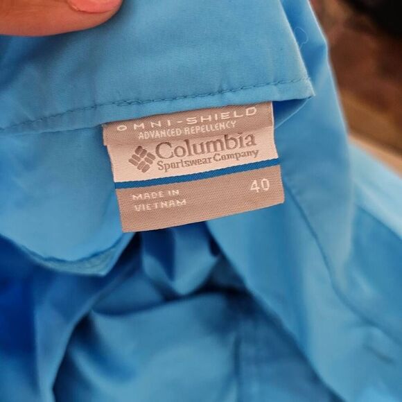 Columbia Men's Washed Out Blue Shorts Size  40 - Picture 6 of 8